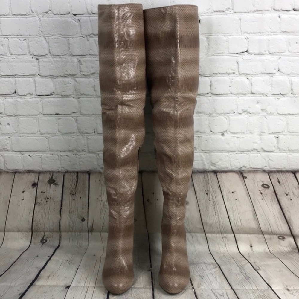 ‼️FLASH SALE!!‼️Colin Stuart (Victorias Secret) Limited Edition Thigh High Boots